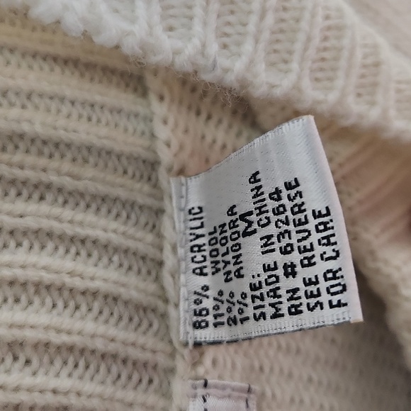 Lise J Sweater Womens Size M wool Angora Blend Abstract Print has spot - Picture 3 of 8